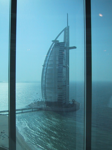 021_Burj_Al_Arab_Hotel_Dubai.jpg