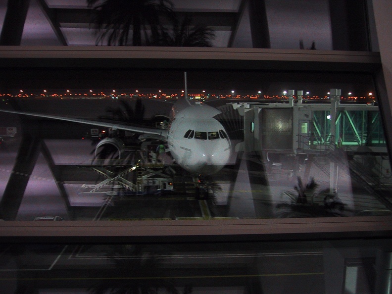 051_Dubai_International_Airport.jpg